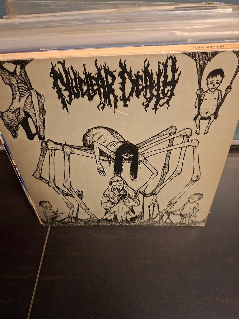 lp - nuclear death - bride of insect - vak 3, Pochette photo, Enlèvement ou Envoi, Death metal, Utilisé