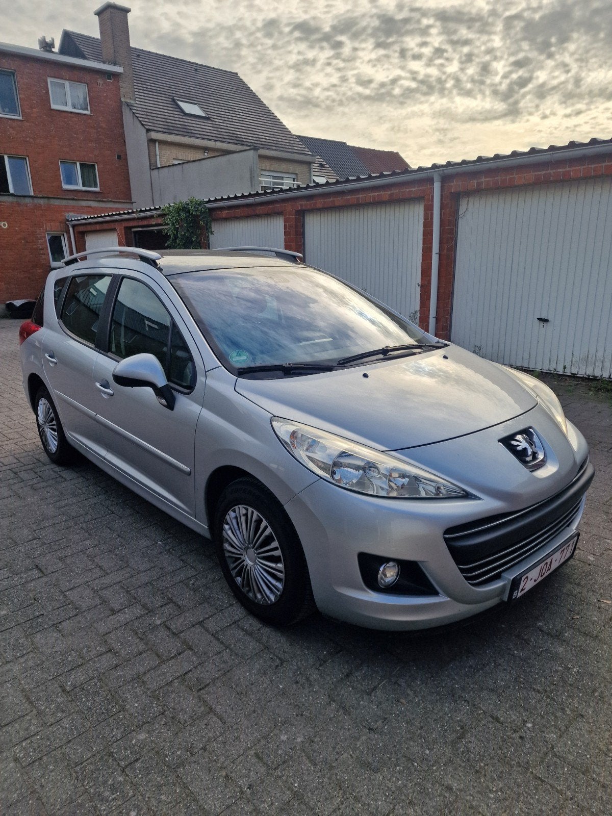 Peugeot 207 1.6 essence automatique, Particulier, Achat