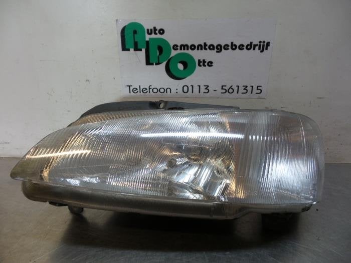 Koplamp links van een Peugeot 106 (106 96-), Auto-onderdelen, Verlichting, Gebruikt, -, -, Ophalen of Verzenden