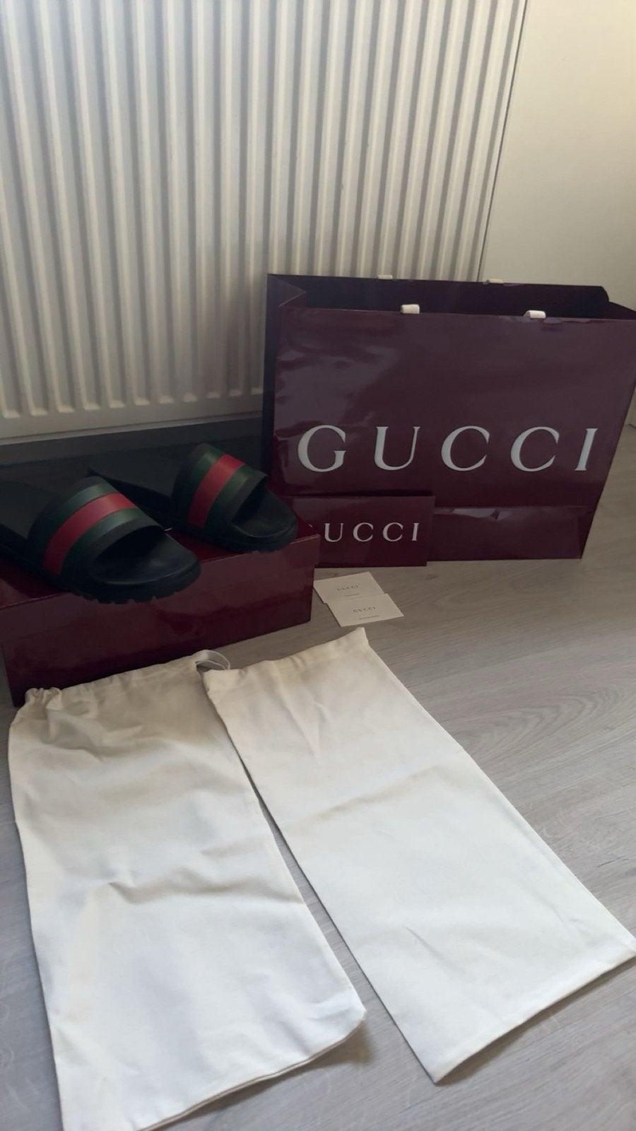 Gucci slides Authentiek, Kleding | Heren, Schoenen, Slippers, Zwart, Ophalen of Verzenden, Zo goed als nieuw