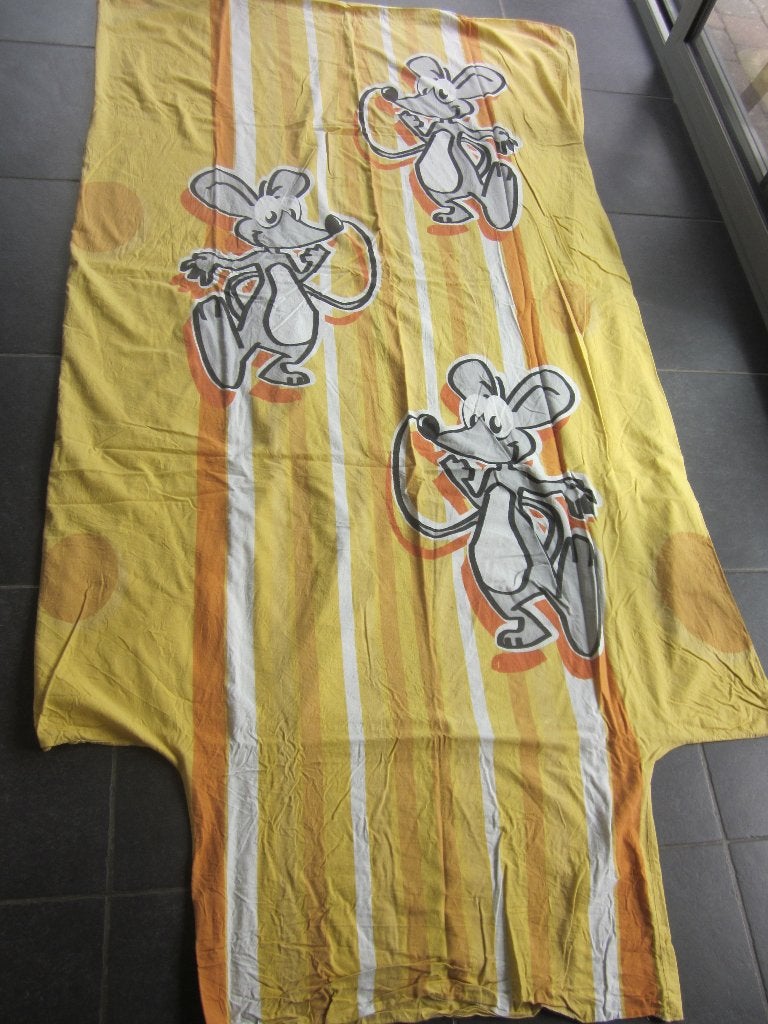 flanel dekbedovertrek met muisjes + sloop, Gebruikt, Instopstrook, Jongetje of Meisje, Ophalen of Verzenden