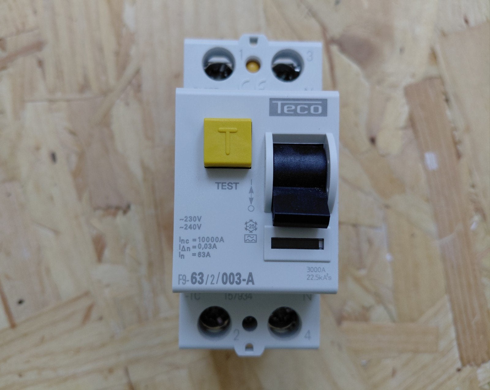Teco 63A 30mA differentieel schakelaar, Bricolage & Construction, Enlèvement ou Envoi, Utilisé, Autres marques, Interrupteur différentiel