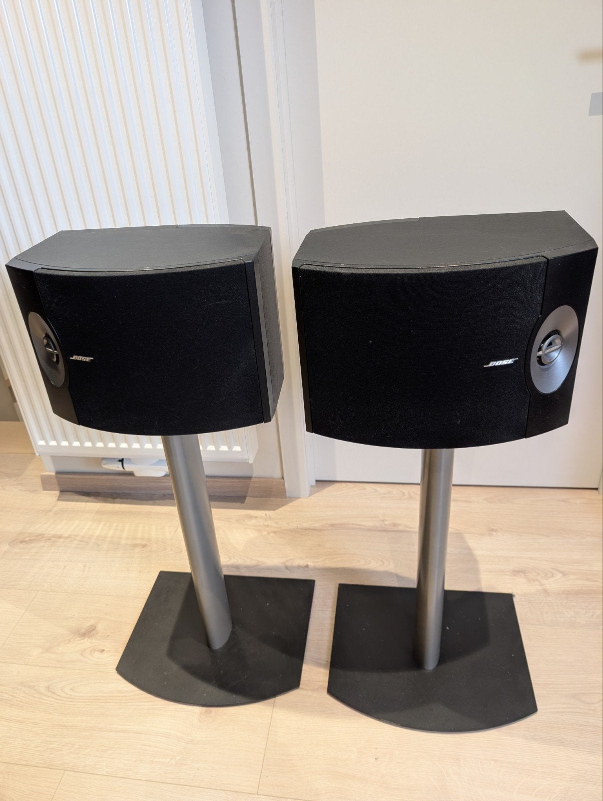 Bose 301V met orginele statieven in goede staat, TV, Hi-fi & Vidéo, Enceintes, Enceinte d'étagère, Enlèvement, Utilisé, Bose