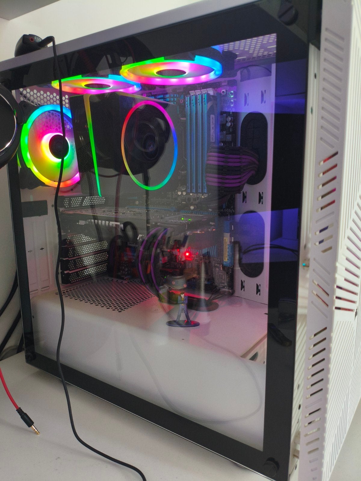 PC Fixe Multimédia & Bureautique – Boîtier Corsair Blanc RGB, Enlèvement ou Envoi, HDD