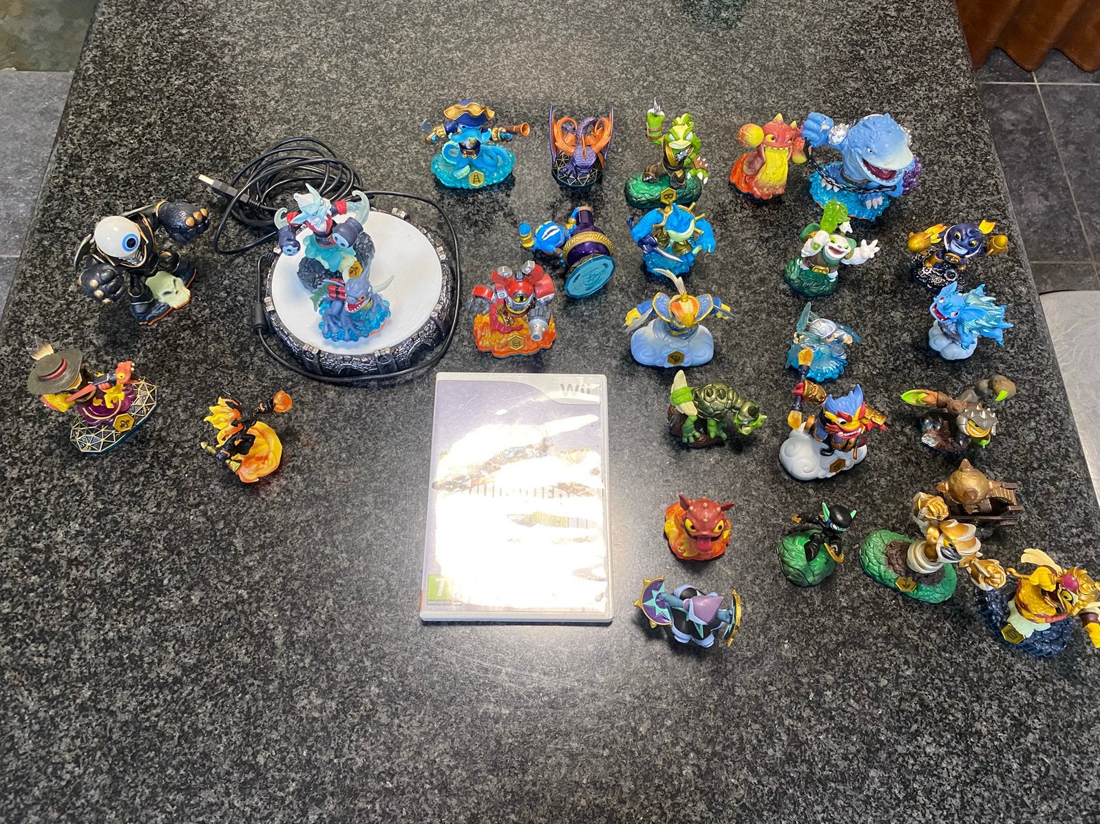 Groot Skylanders-pakket voor Nintendo Wii., Ophalen, Zo goed als nieuw