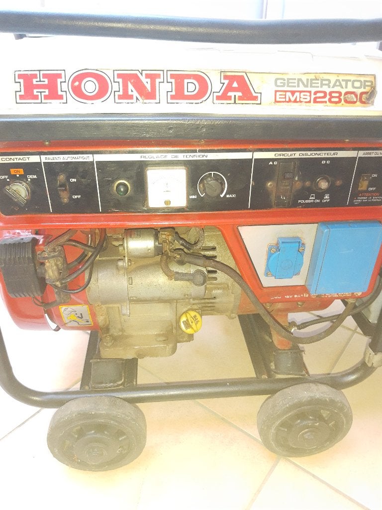 Stroomgroep honda EMS2800, Doe-het-zelf en Bouw, Aggregaten, Ophalen, Gebruikt, Benzine, Geluidgedempt