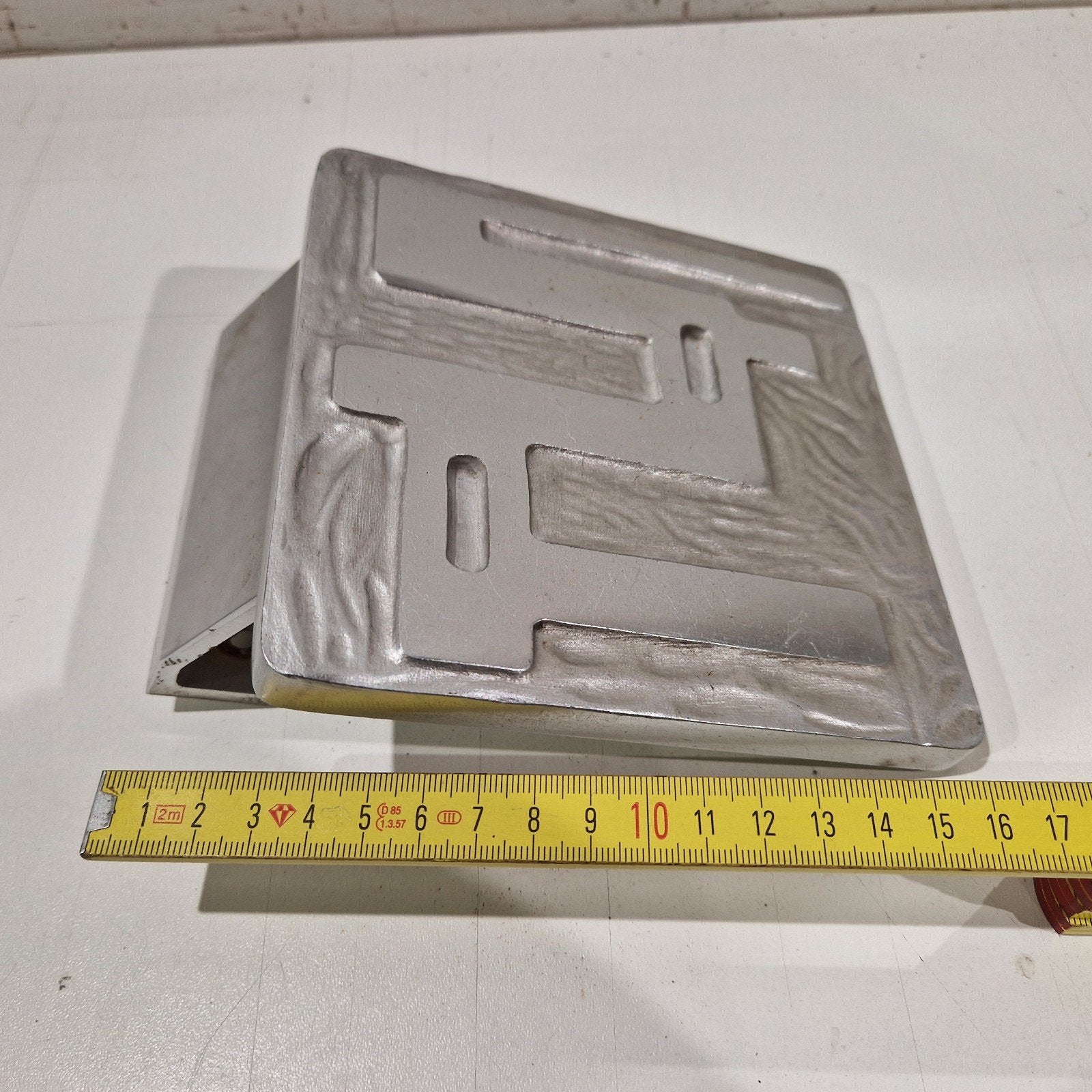 Deurgreep brutalist uit aluminium , design uit de jaren 60, Antiek en Kunst, Kunst | Designobjecten, Ophalen of Verzenden