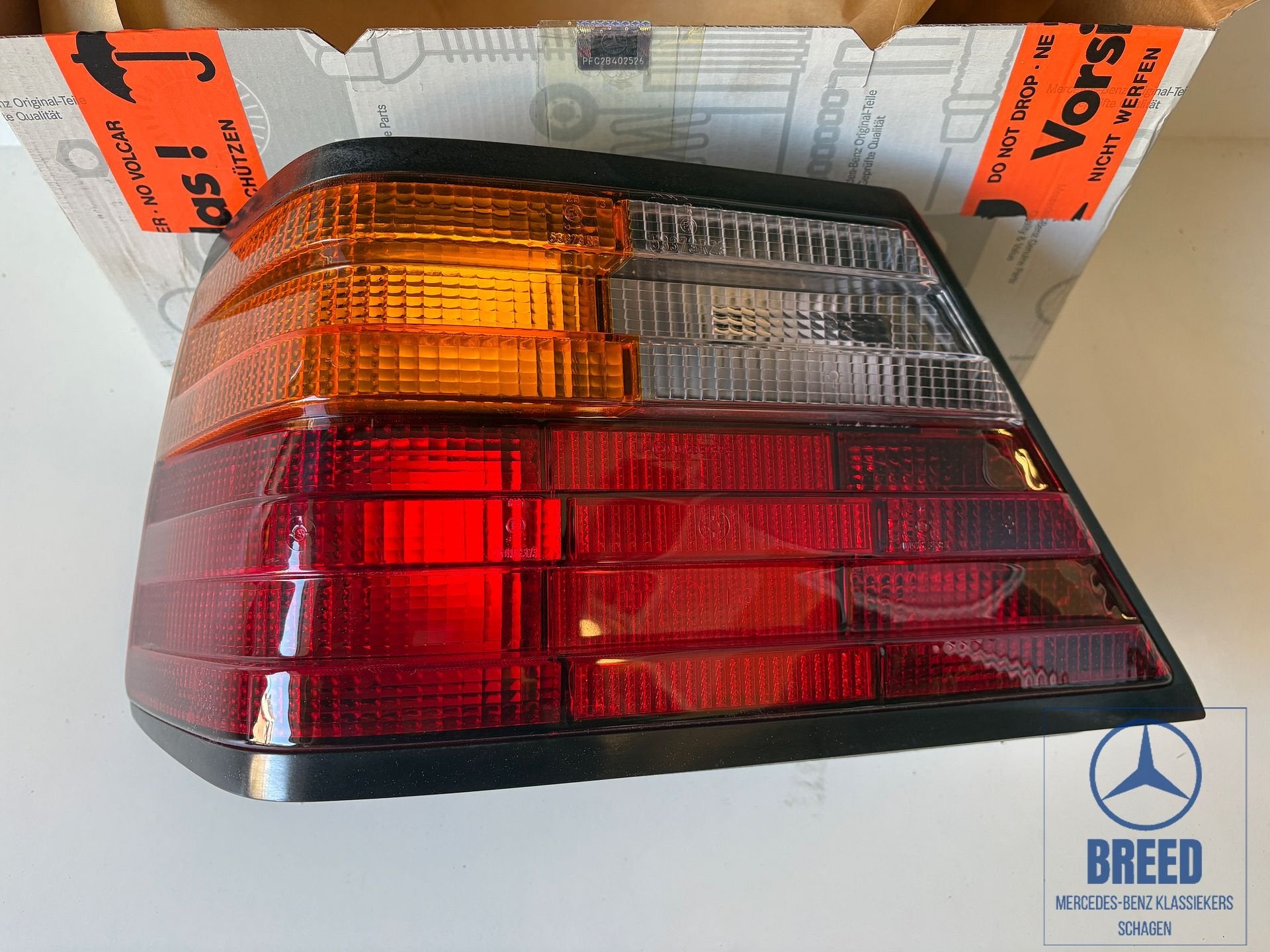 NOS achterlicht links R&S voor Mercedes-Benz W124, Auto-onderdelen, -, Nieuw, Ophalen of Verzenden, -