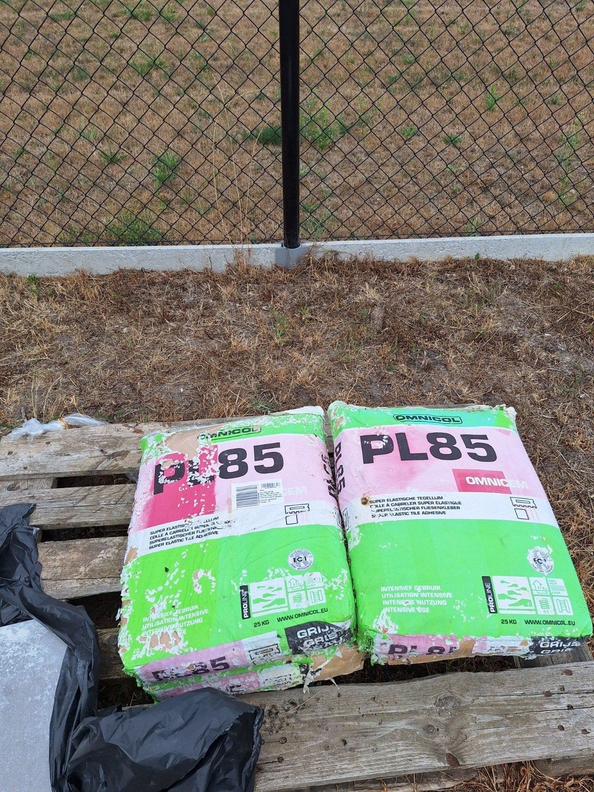 kleefcement grijs/ lijm voor tegels, Bricolage & Construction, Briques, Enlèvement, Comme neuf, Autres types