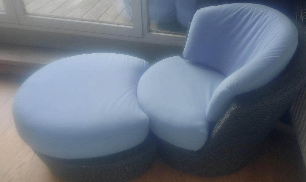 Elegante Eden Roc tuinfauteuil en voetsteun, Ophalen, Gebruikt, Kunststof, Tuinset