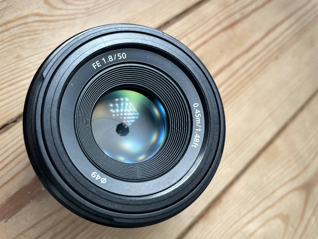 Sony FE 50mm f/1.8 - Comme neuf - Facture, Audio, Tv en Foto, Overige typen, Ophalen of Verzenden, Zo goed als nieuw, Sony
