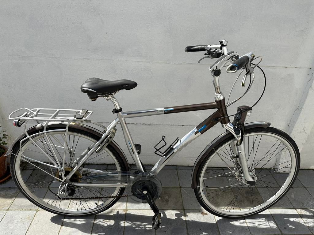 Vélo Batavus Jakima Deluxe pour homme, Vélos & Vélomoteurs, Vélos | Hommes | Vélos pour homme, Enlèvement, Utilisé, Batavus, Vitesses