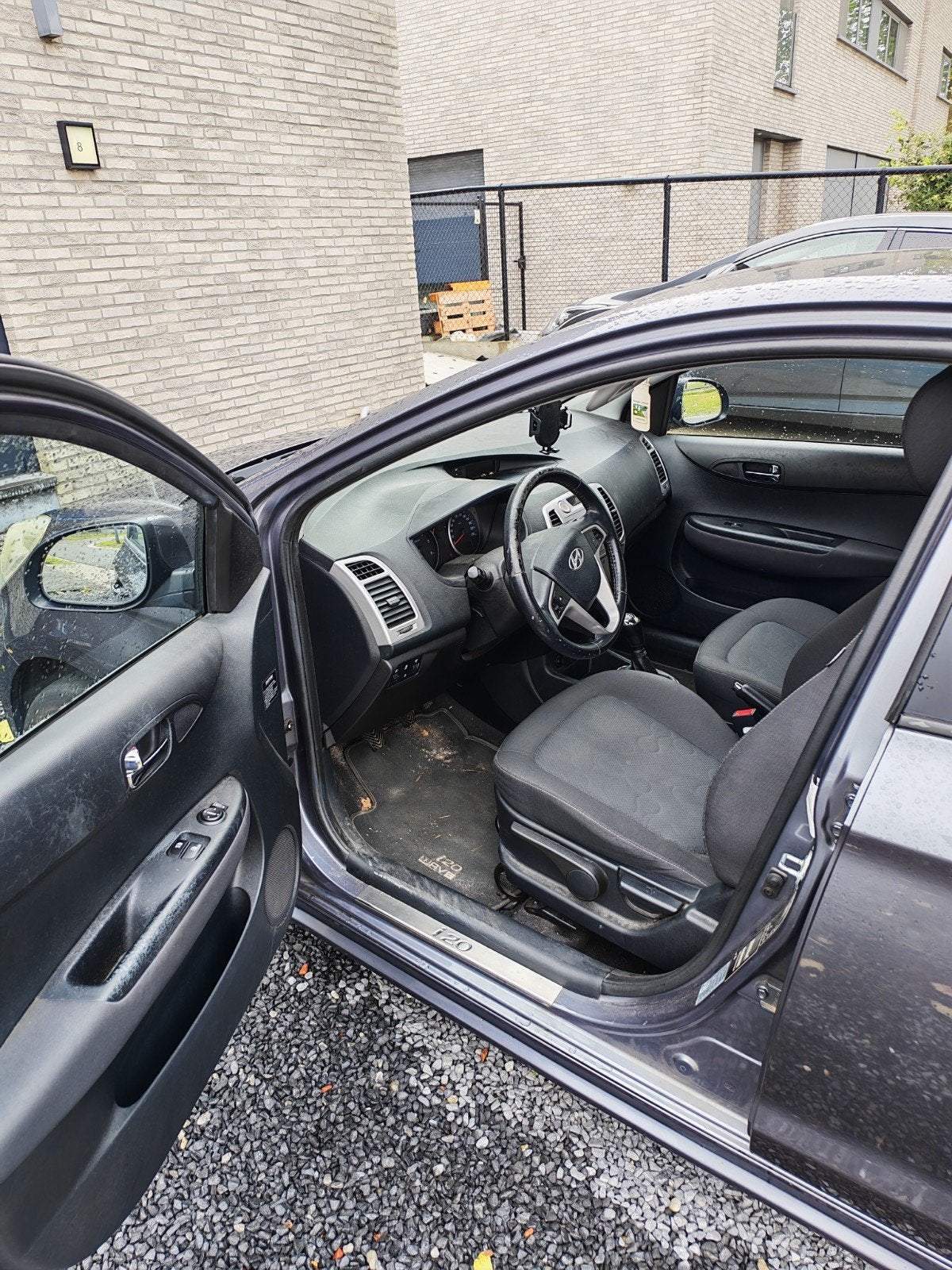 Hyundai i20 WAVE 2011, Auto's, Euro 5, Zwart, Particulier, Zilver of Grijs