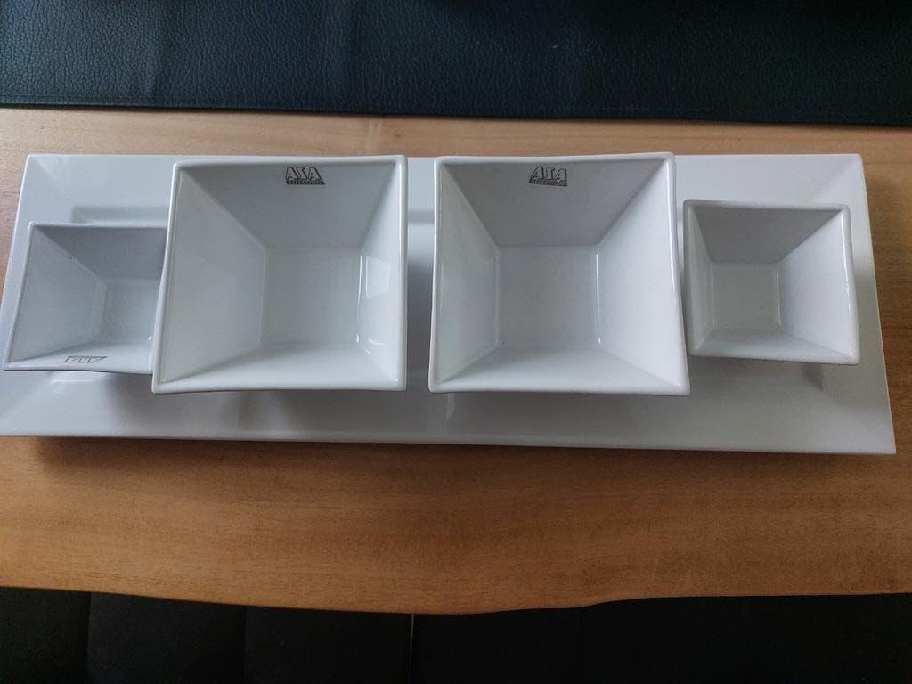 Nieuw : Schotel met hapjes potjes, Huis en Inrichting, Keuken | Servies, Ophalen