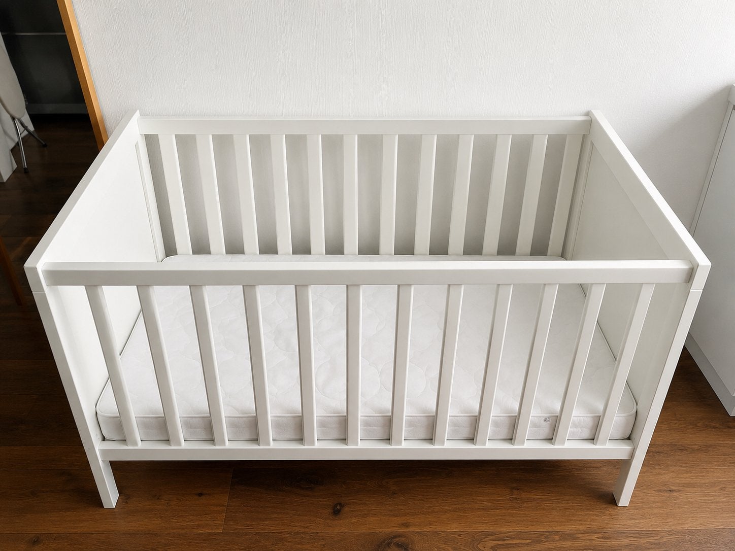 Lit bébé + matelas, Enlèvement, Comme neuf, Lit
