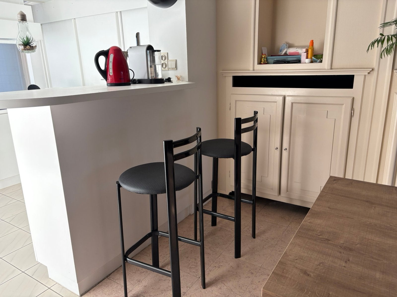 Tabourets de bar noirs, Maison & Meubles, Tabourets de bar, 2 tabourets, Enlèvement, Comme neuf
