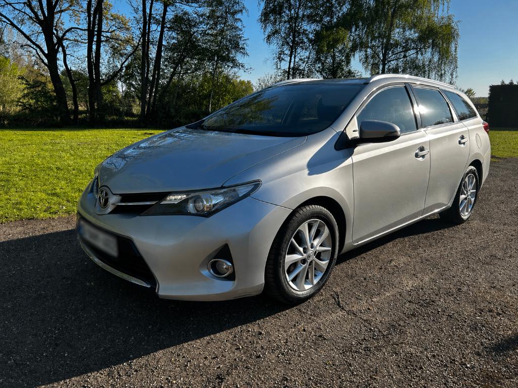 Toyota Auris 1.4d Al gekeurd vvk Navi, Autos, Toyota, Achat, 5 portes, USB, Particulier