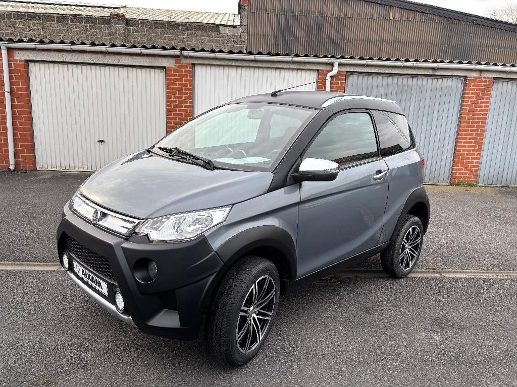 AIXAM CROSSOVER PREMIEM BJ 2020 28000 KM CAMERA ACHTER, Autos, Cuir, Achat, Entreprise, Entretenue par le concessionnaire