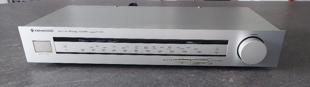 Kenwood KT-30L Stereo Tuner, Audio, Tv en Foto, Tuners, Ophalen of Verzenden, Gebruikt, Analoog