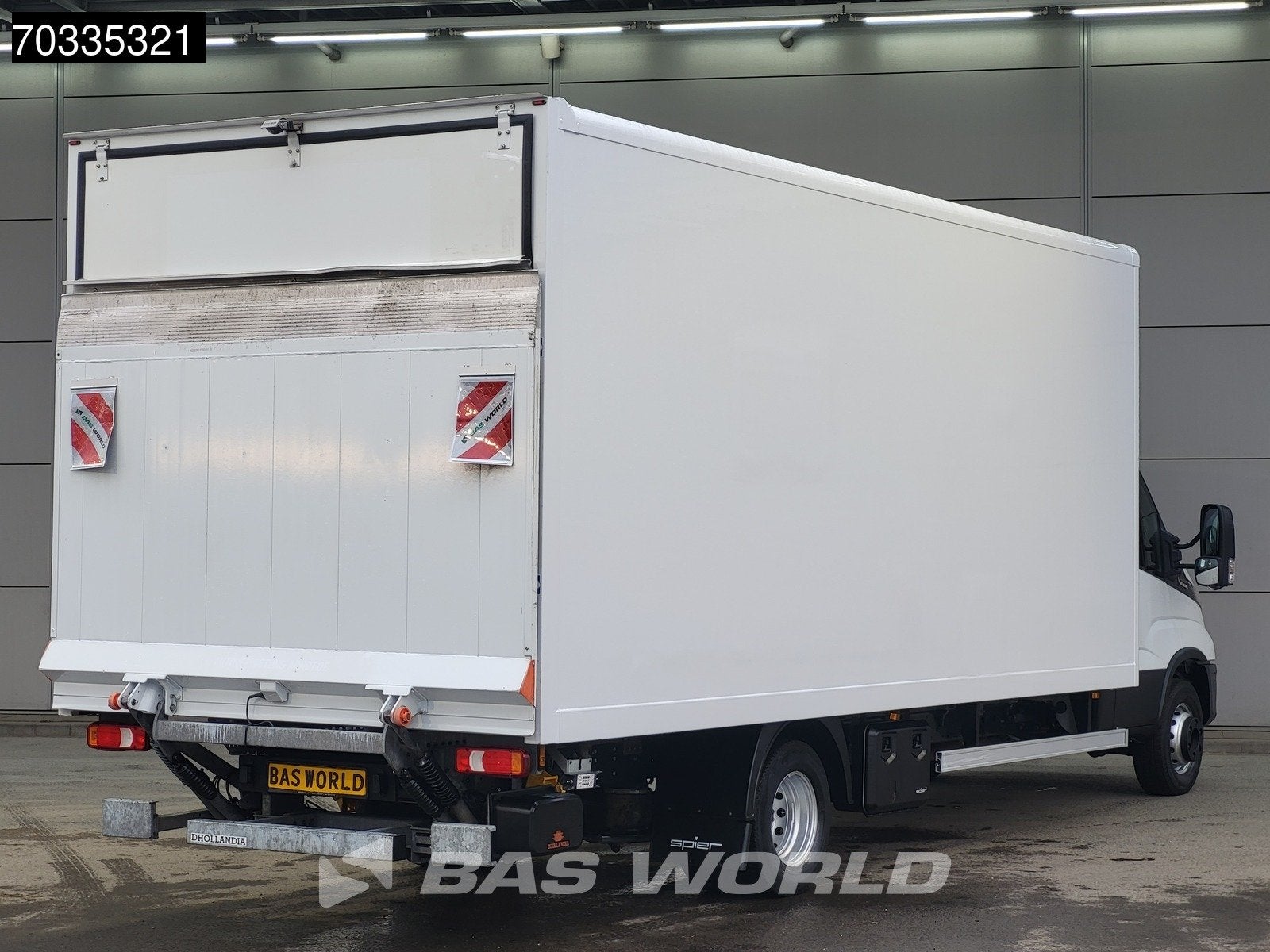 Iveco Daily 72C21 3.0L Automaat 1000KG Laadklep Luchtvering, Auto's, Stof, Gebruikt, Euro 6, 4 cilinders
