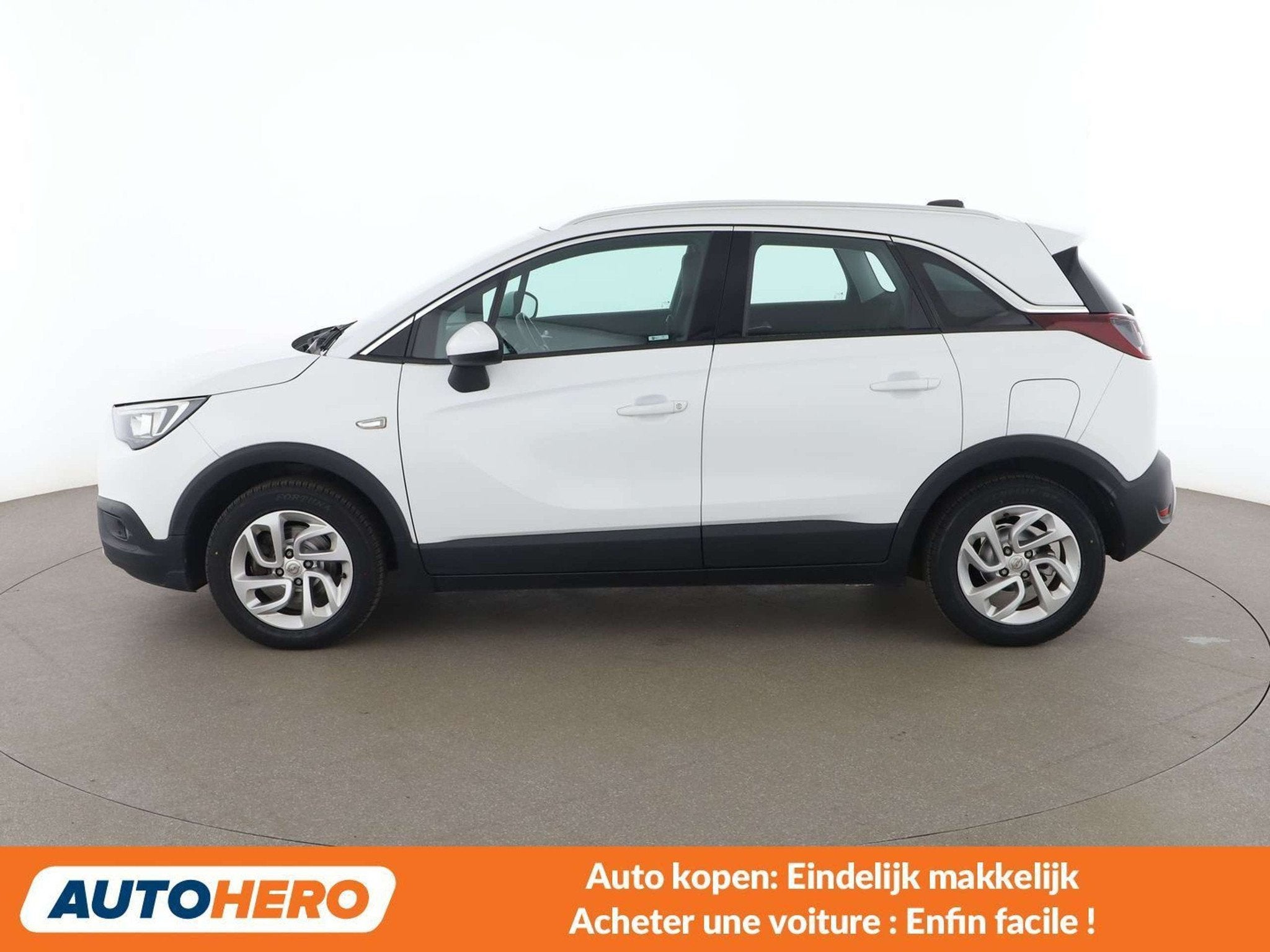 Opel Crossland X 1.2 Turbo INNOVATION, Autos, Opel, Achat, Noir, 81 kW, Occasion