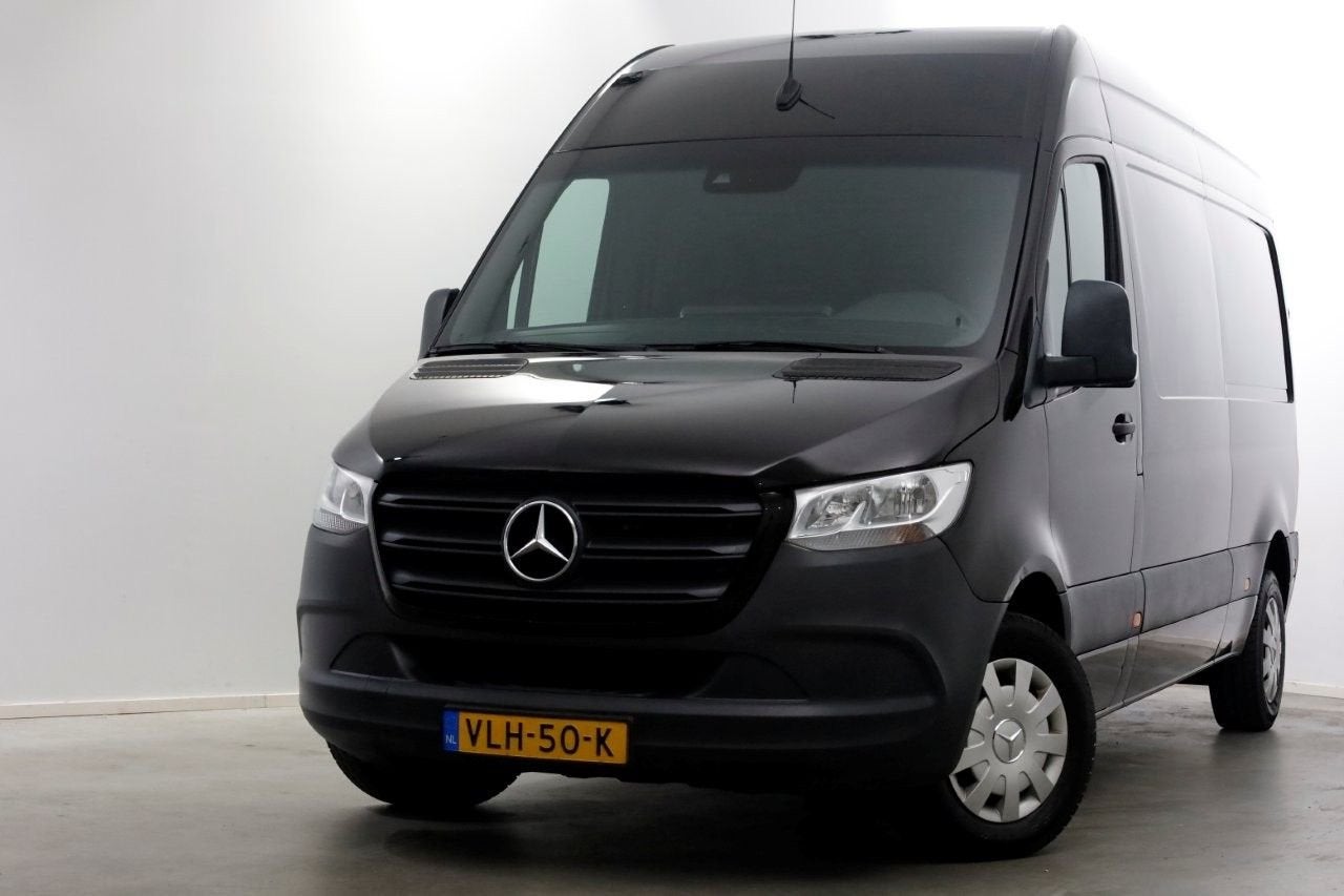 Mercedes-Benz Sprinter 211 CDI 115pk 9G Automaat L2H2 Airco/, Automaat, Zwart, Mercedes-Benz, Bedrijf