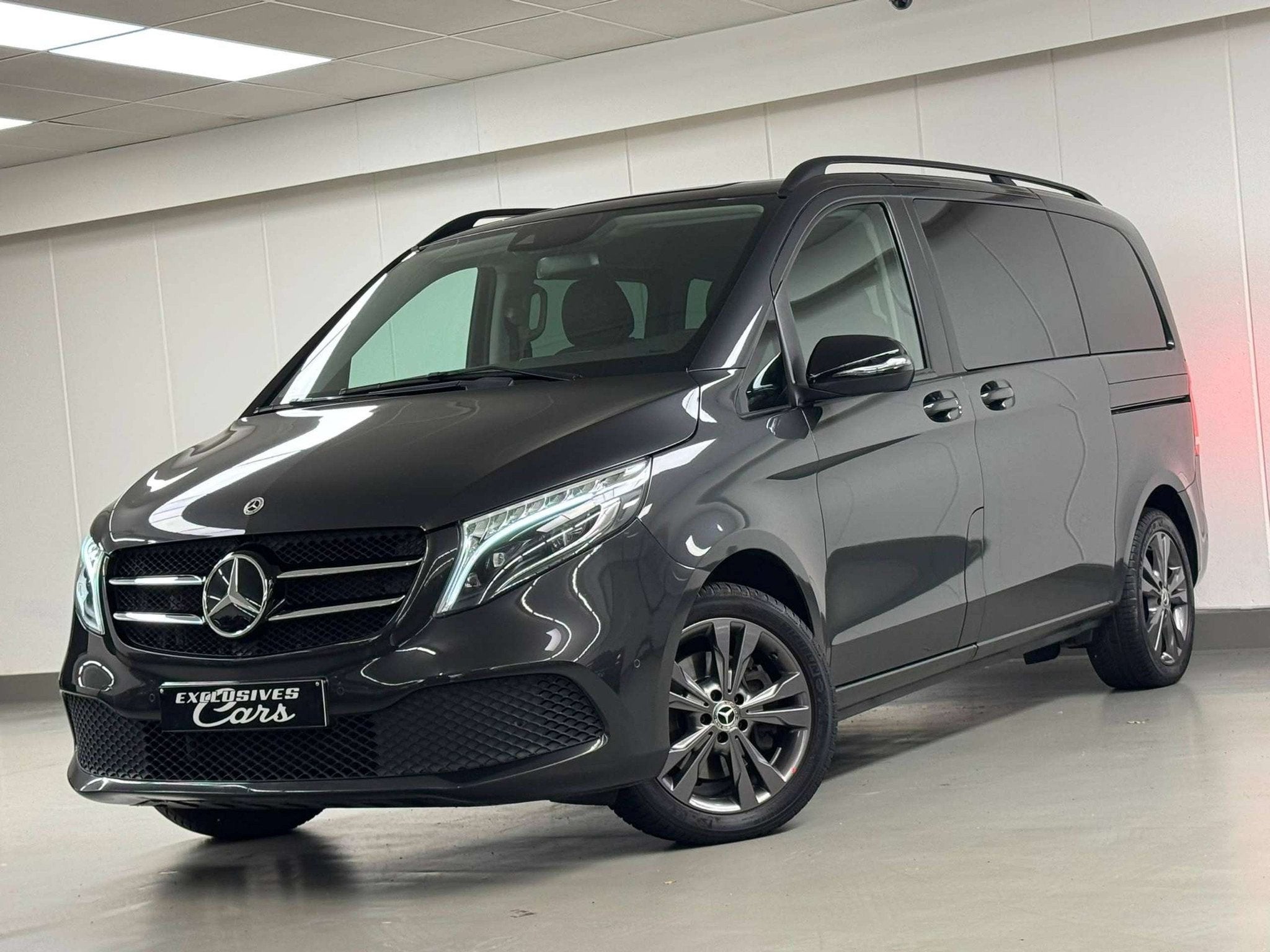 Mercedes-Benz V-Klasse 300 D AVANTGARDE ! 59000 KM ! 6 PLACE, Argent ou Gris, Achat, 176 kW, Entreprise