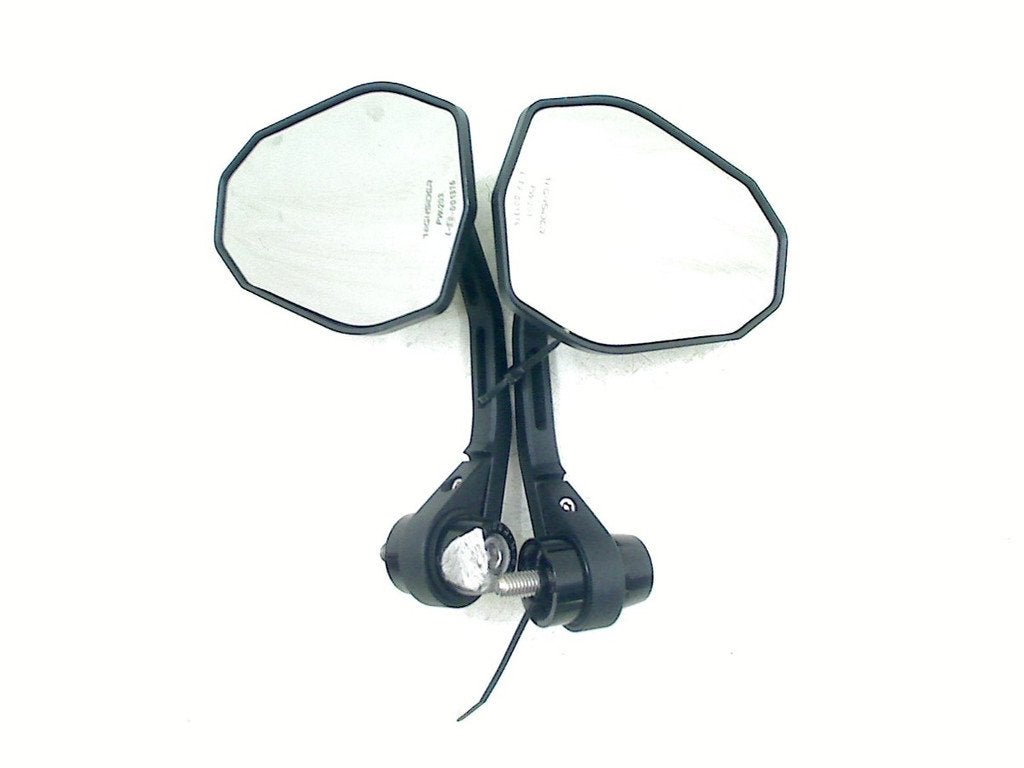 RETROVISEURS ( LA PAIRE ) Accessoires Universeel (01-1970/-), Dhr. S. di Majo, Utilisé, Info@cama-motorparts.nl, P.J. Troelstraweg 8 8
3144 CX  MAASSLUIS, NL