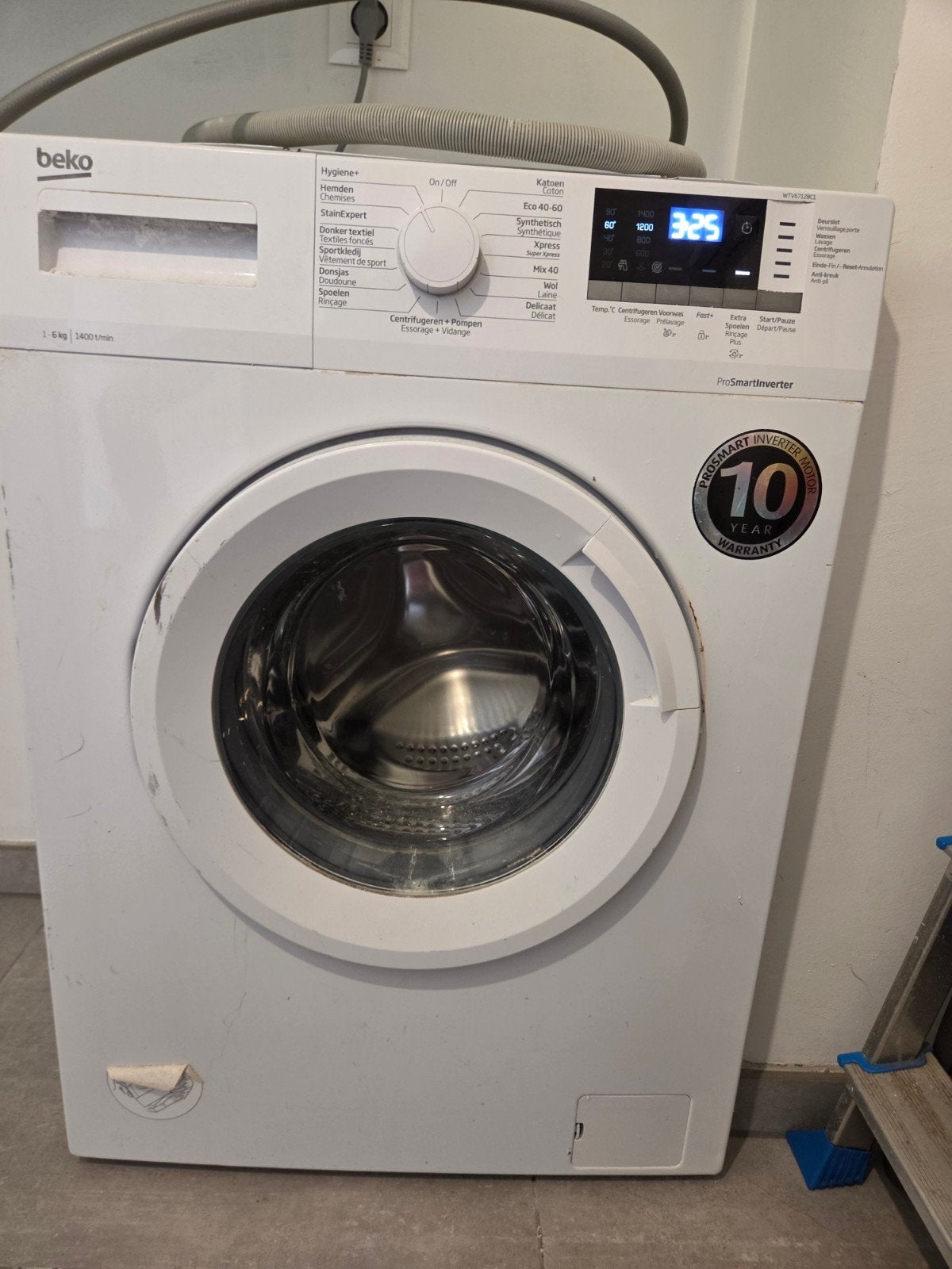 BEKO  machine a laver 6 kg 1400, 1200 à 1600 tours, 4 à 6 kg, Programme court, Chargeur frontal