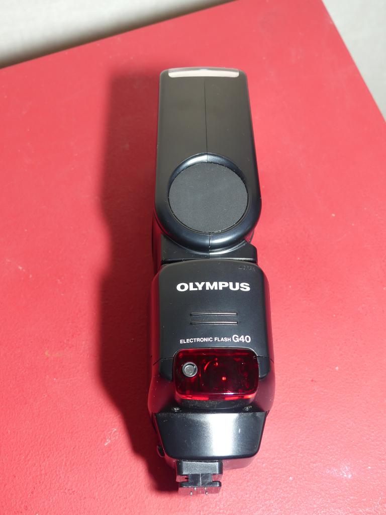 Olympus G40 flits, Audio, Tv en Foto, Fotocamera's Analoog, Ophalen of Verzenden, Gebruikt, Spiegelreflex, Olympus