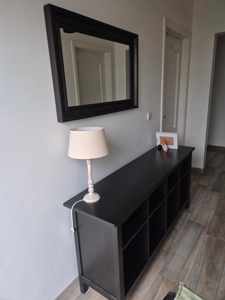 Kast met spiegel, Ophalen