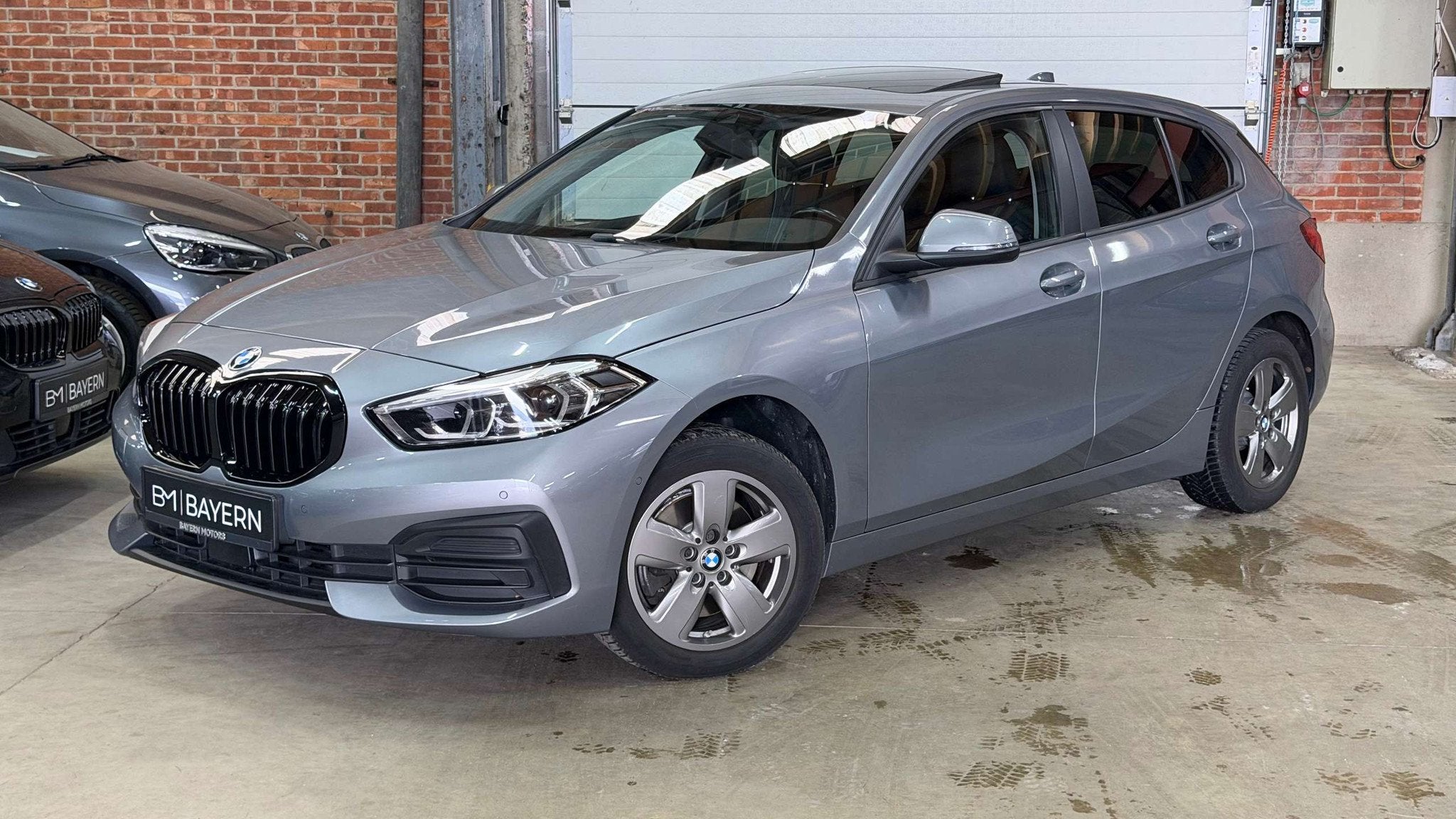 BMW 116 d Pano Dak Camera CarPlay LED Garantie, Autos, BMW, Argent ou Gris, Achat, Euro 6, Entreprise