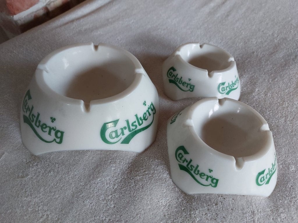 Asbakken Carlsberg, Verzamelen, Biermerken, Ophalen of Verzenden, Gebruikt, Reclamebord, Plaat of Schild, Overige merken