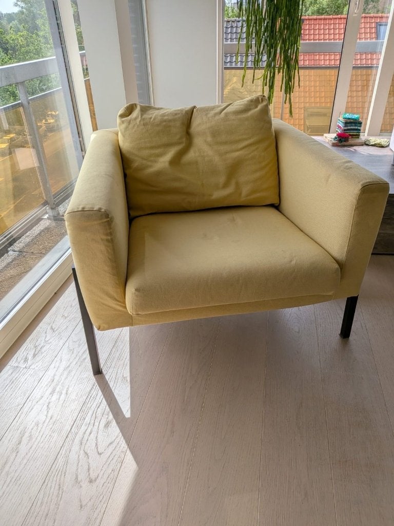 Gele IKEA KOARP fauteuil met kussen, Moins de 75 cm, Enlèvement, Utilisé, 50 à 75 cm