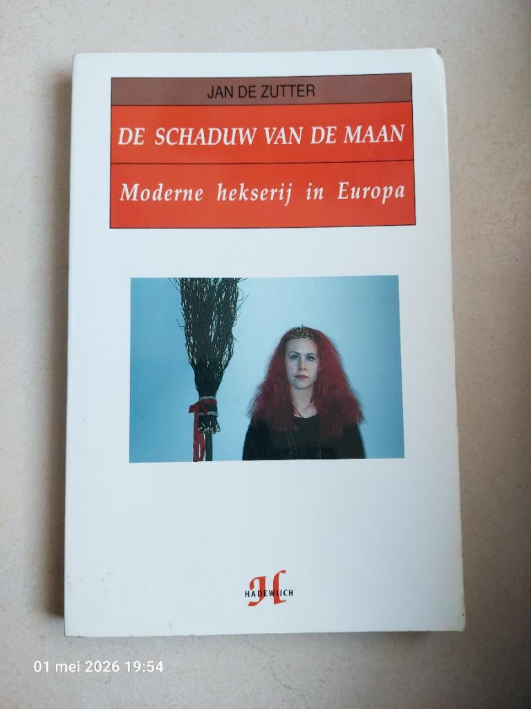 De schaduw van de maan, Enlèvement