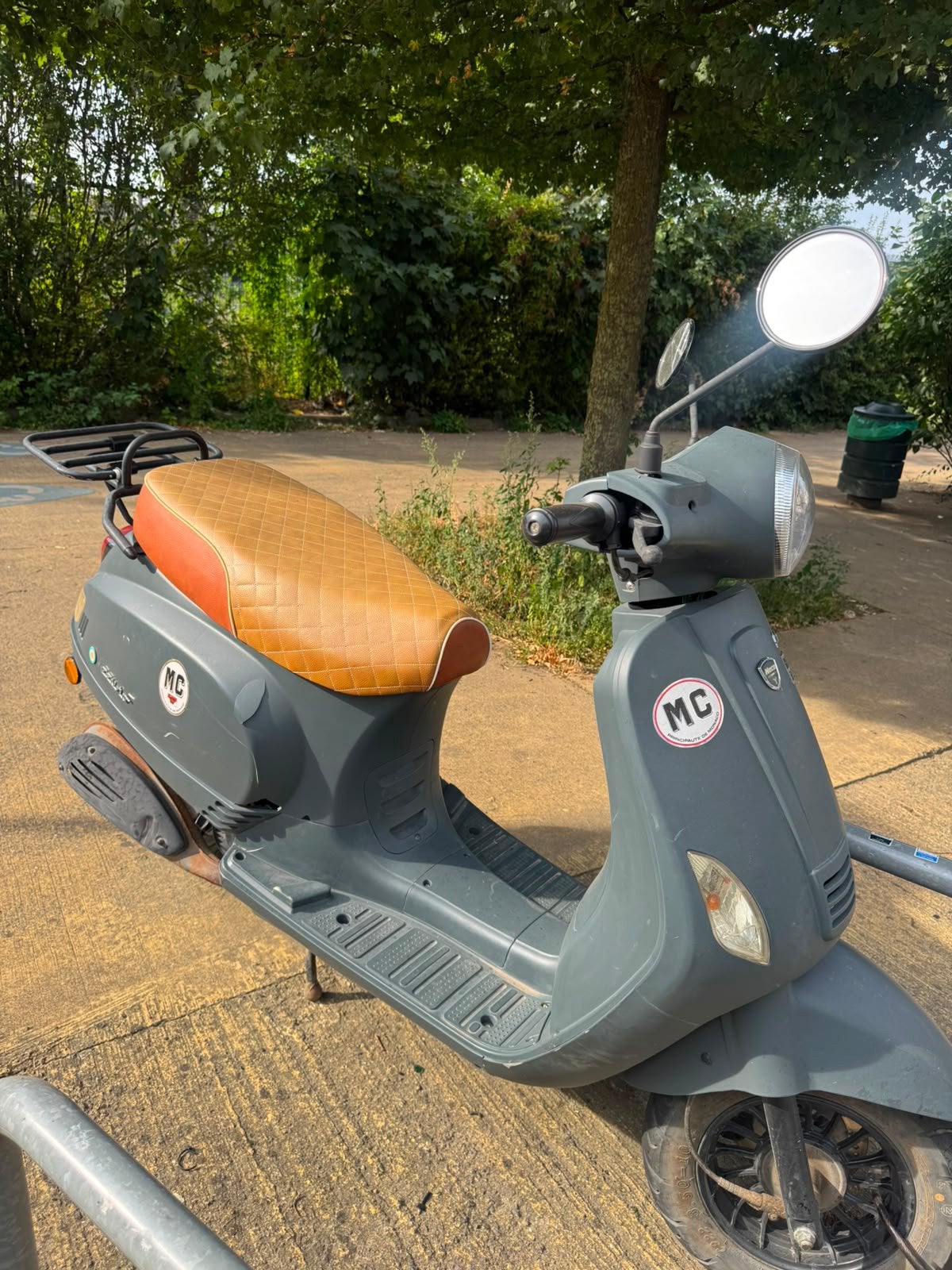 Scooter neco azzuro classe B (Ne demarre pas), Enlèvement, Comme neuf