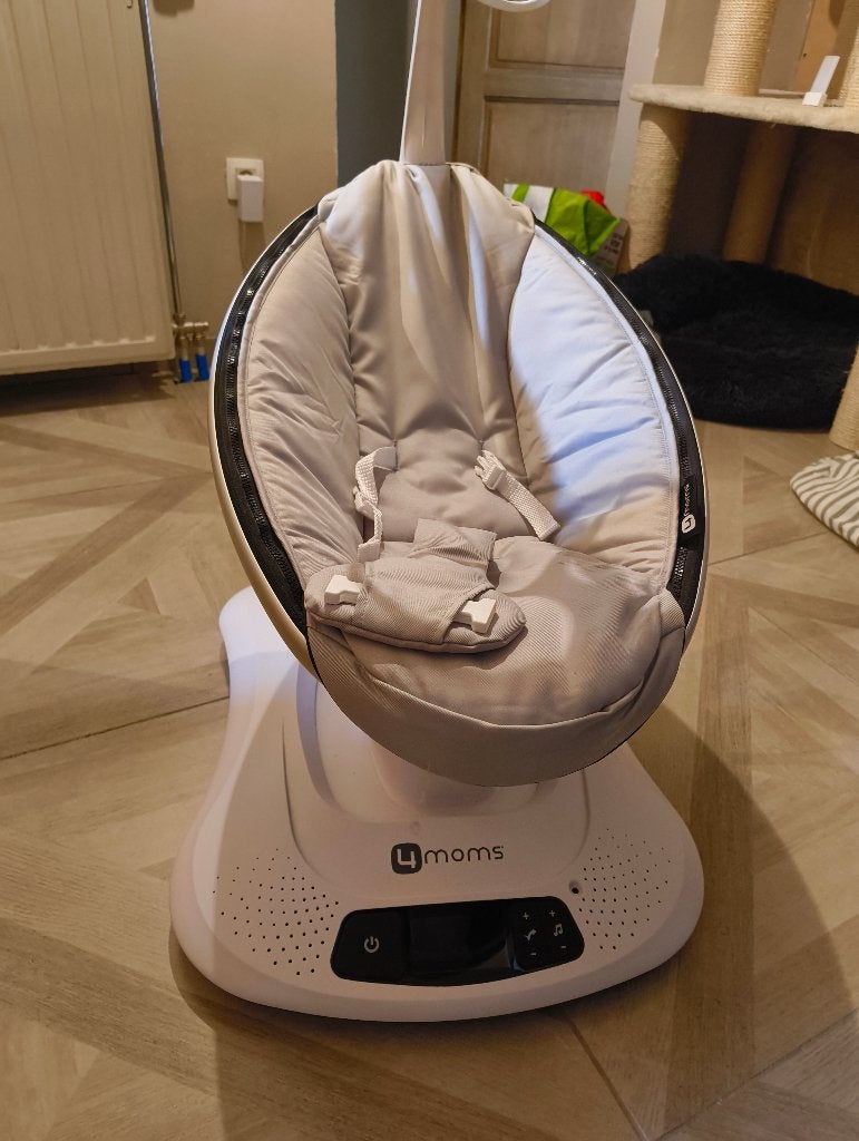 Babyswing 4moms, Kinderen en Baby's, Wipstoel, Ophalen, Overige merken, Met gordel(s) of riempje(s)