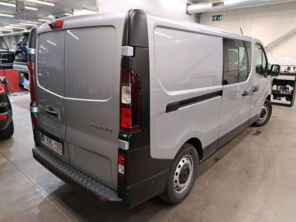 Renault Trafic Trafic 2.0 dCi 30 L2H1 Confort 6 Places - Eas, Voorwielaandrijving, Stof, Gebruikt, 4 cilinders