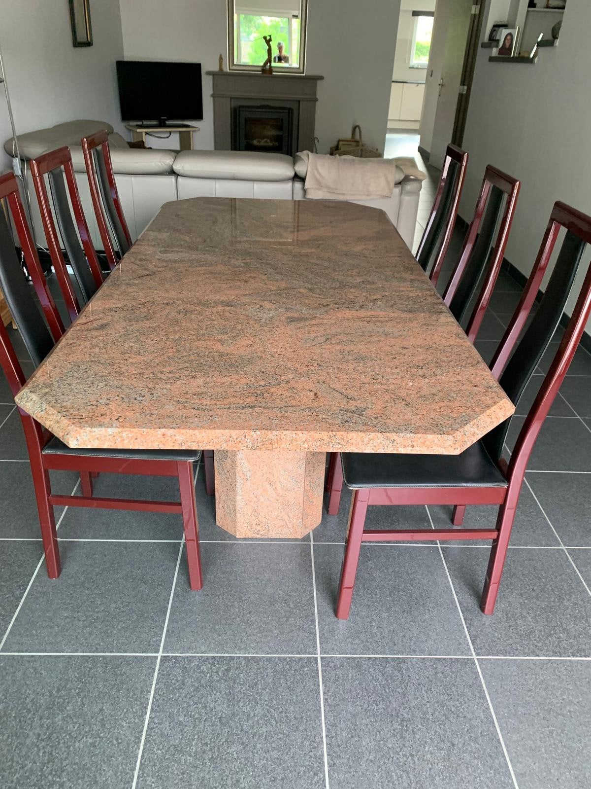 Table en granit avec 6 chaises, Maison & Meubles, Salles à manger complètes, Enlèvement