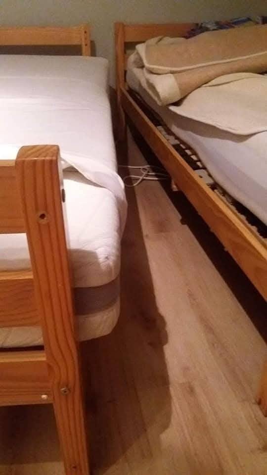 lattenboden + matras, Huis en Inrichting, Slaapkamer | Bedden, Ophalen, Zo goed als nieuw, Eenpersoons, Verstelbaar