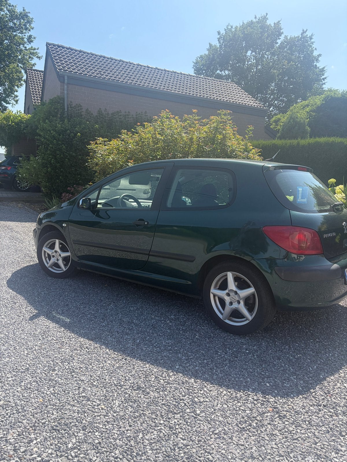 Peugeot 307 uit 2002, Auto's, Peugeot, Particulier, Bluetooth, Elektrische ramen, Open dak, Benzine, Euro 3, Berline, 3 deurs