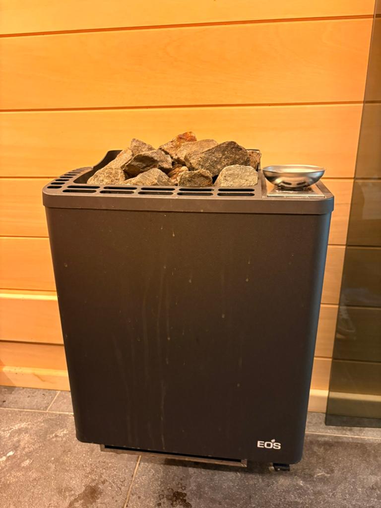 Saunakachel elektrisch 9 kw, Ophalen, Zo goed als nieuw, Fins of Traditioneel, Onderdelen