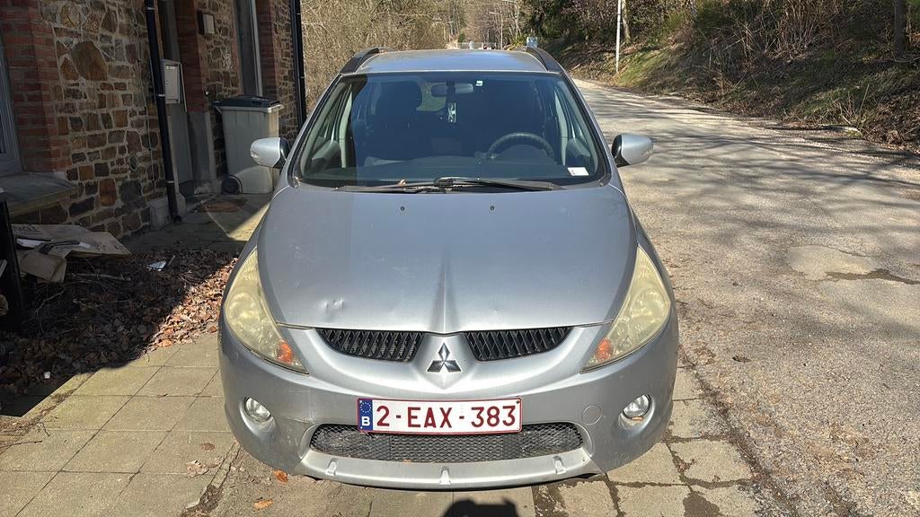 Mitsubishi grandis 2009, Autos, Mitsubishi, Argent ou Gris, Grandis, 7 places, Boîte manuelle