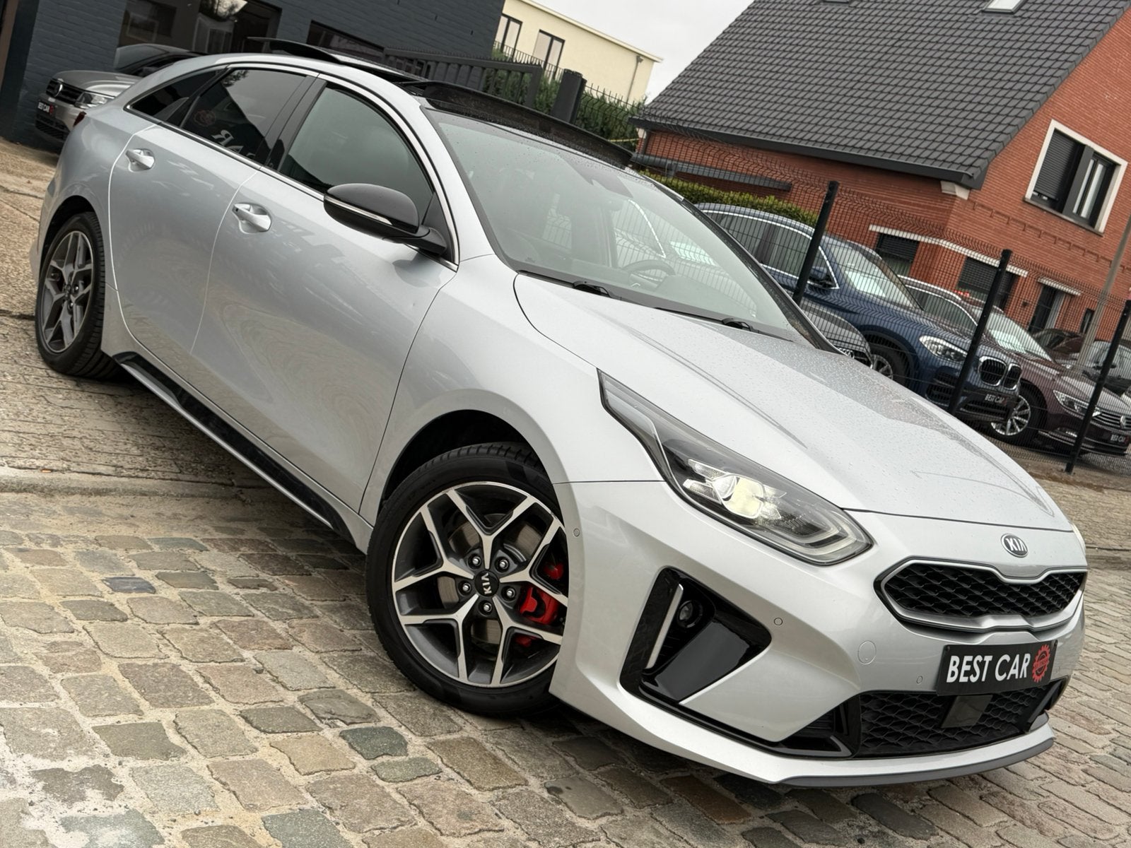 Kia ProCeed 1.6CRDi GT Line * Full Option, Autos, Argent ou Gris, Achat, Euro 6, Entreprise