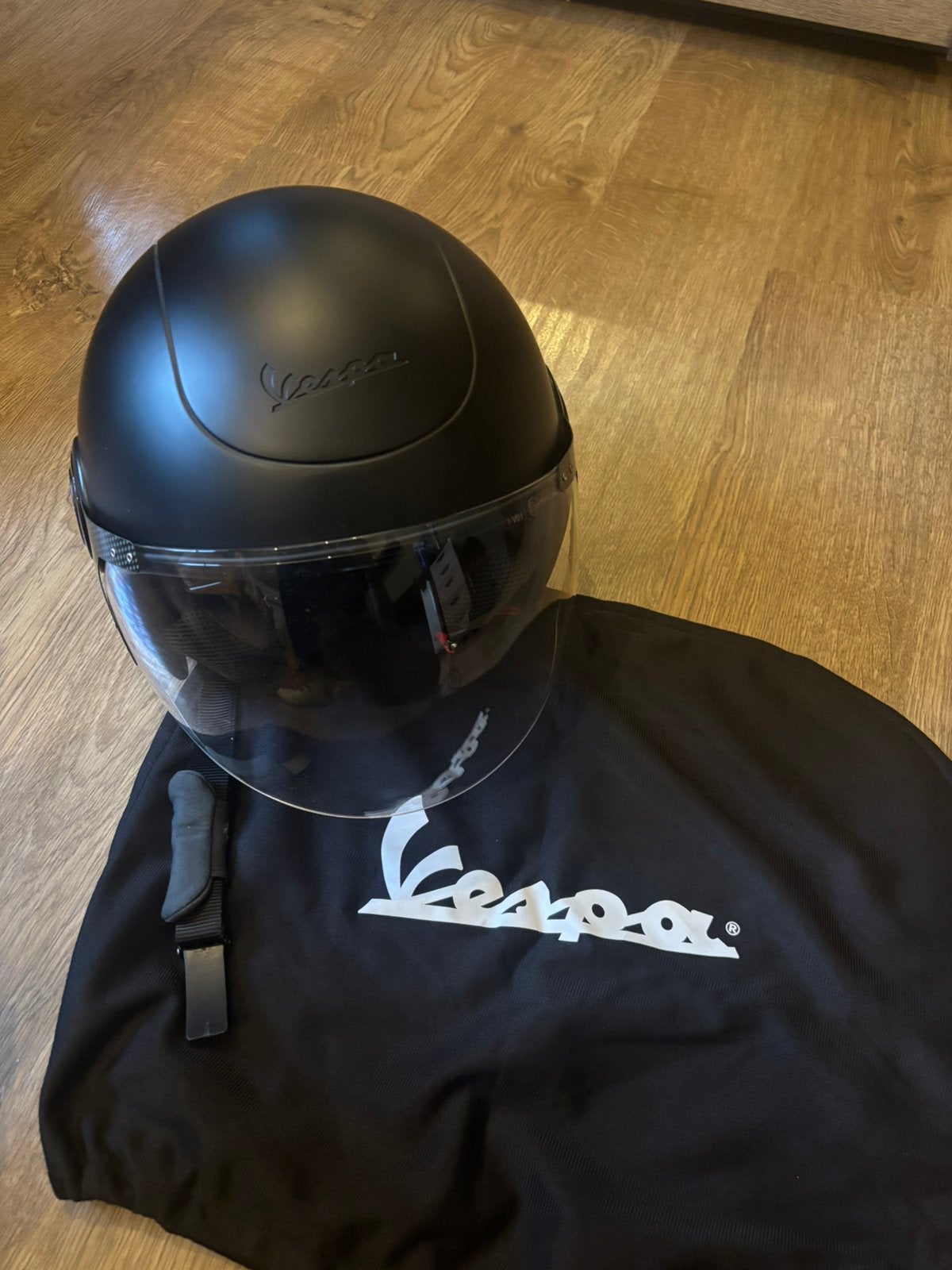 Vespa helm Jethelm Visor Argentario, Fietsen en Brommers, Ophalen, Zo goed als nieuw, Medium
