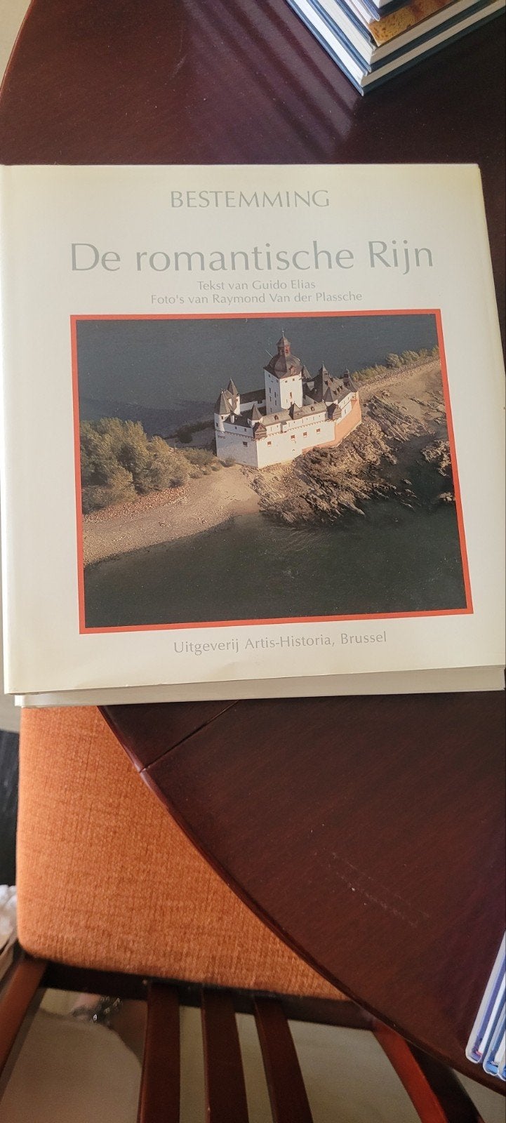 4 boeken over bestemmingen uit de reeks Artis-Historia, Ophalen, Zo goed als nieuw, Overige onderwerpen, ARTIS HISTORIA