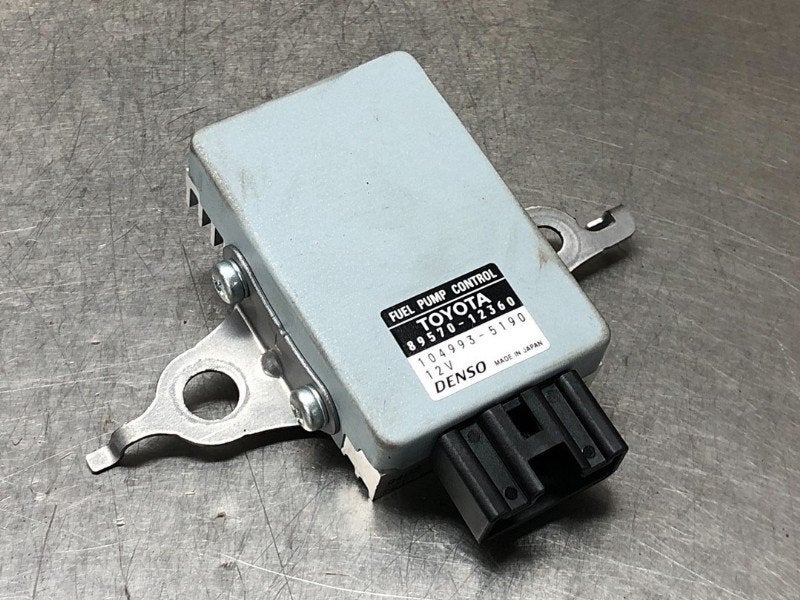 ORDINATEUR POMPE A CARBURANT Auris Touring Sports (E18), Utilisé, Toyota