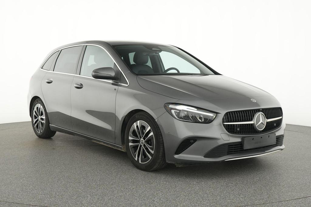 Mercedes-Benz B-klasse 180 Business Line | Verwarmde Zetels, Gebruikt, 135 g/km, 4 cilinders, 700 kg