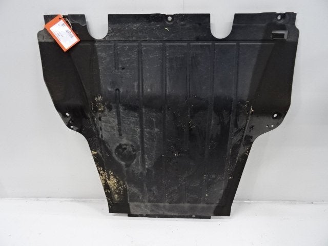 CACHE SOUS MOTEUR Renault Clio IV (5R) (01-2012/08-2021), Renault, Mevr. I. Hauben, Utilisé, Rue de l'Espoir 34 34
4030  GRIVEGNÉE, BE