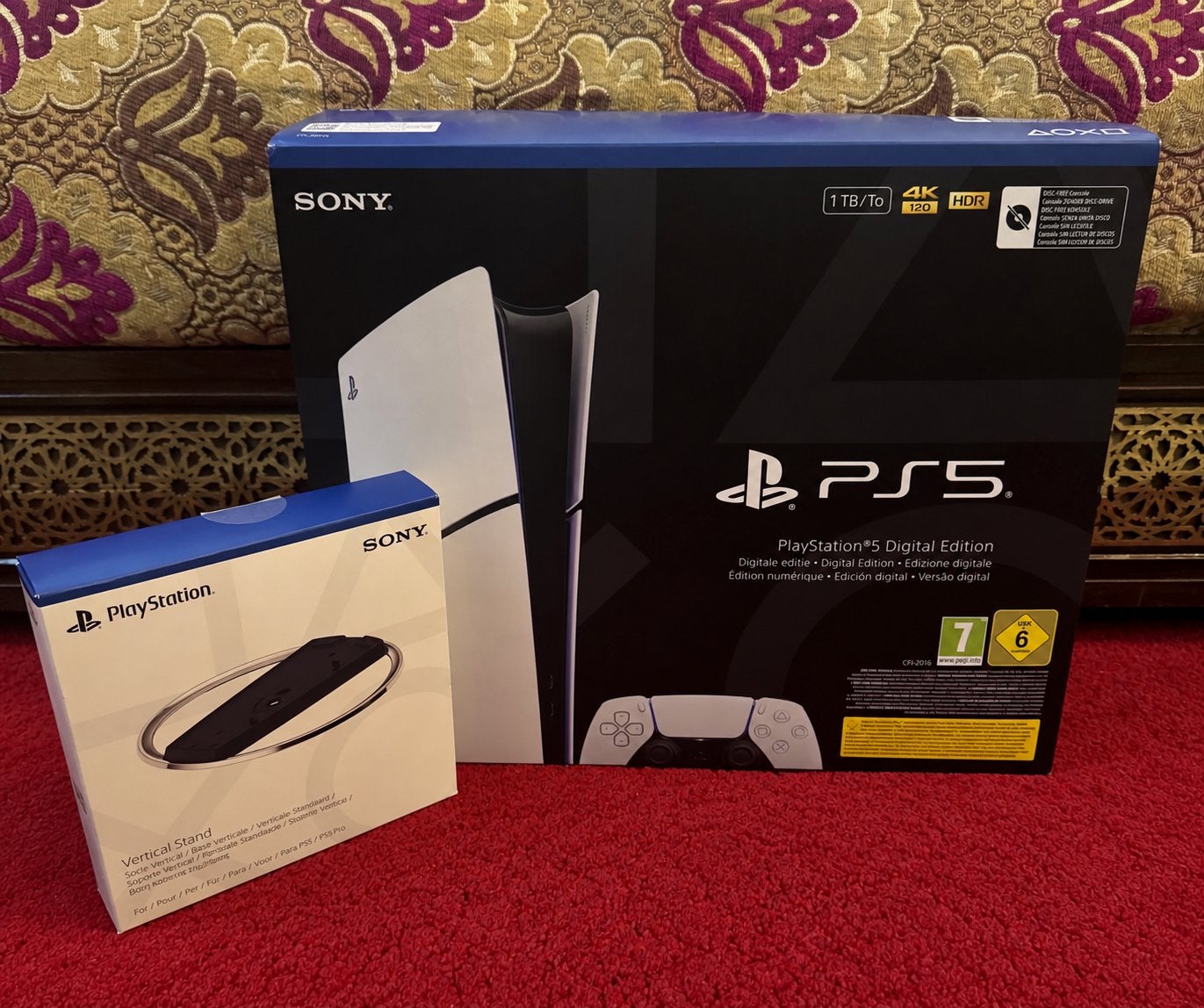 PS5 Slim Digital 1TB met Garantie en Verticale Stand, Consoles de jeu & Jeux vidéo, Enlèvement, Comme neuf